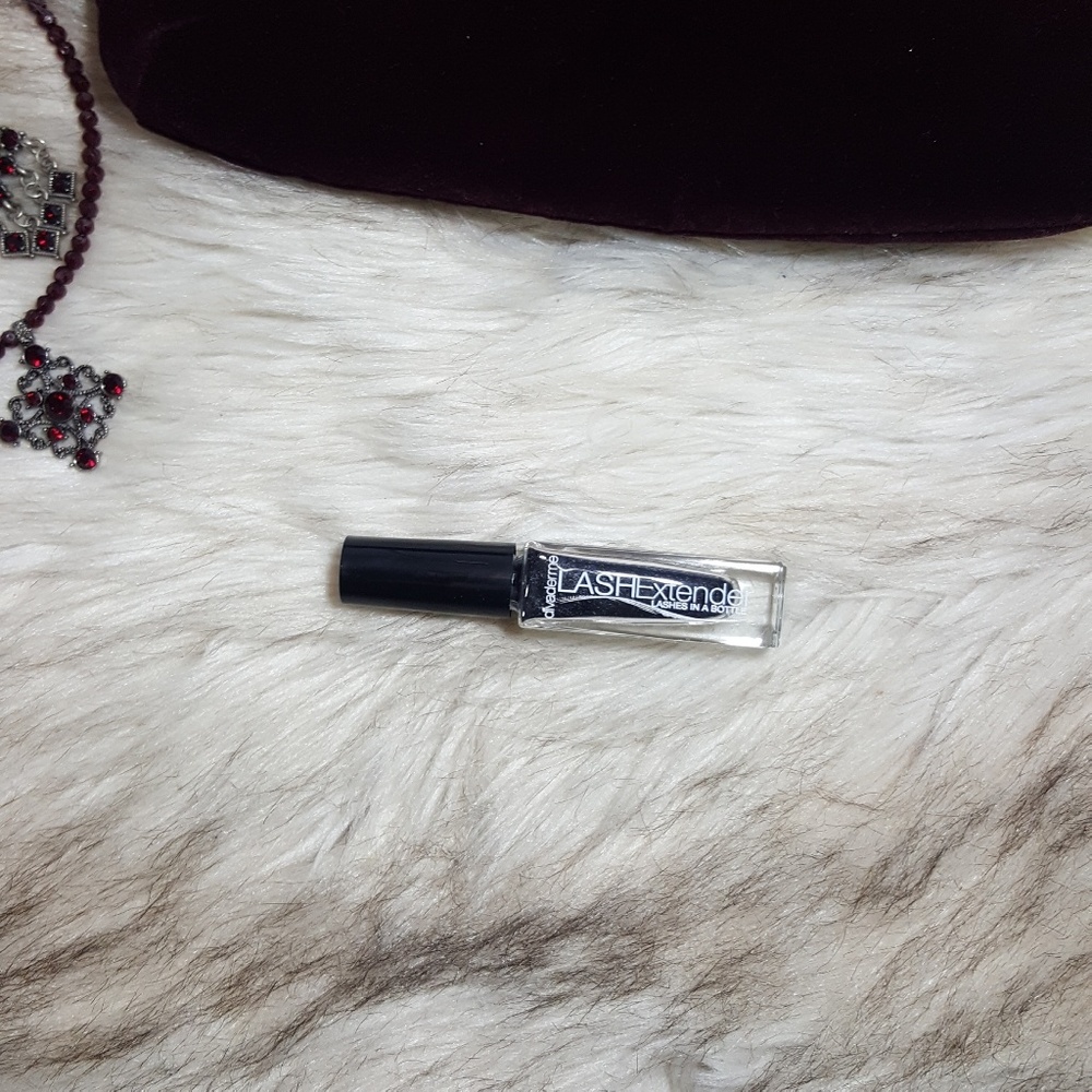 Dolce & Gabbana Cosmetic Clutch Set - Picture 7 of 8